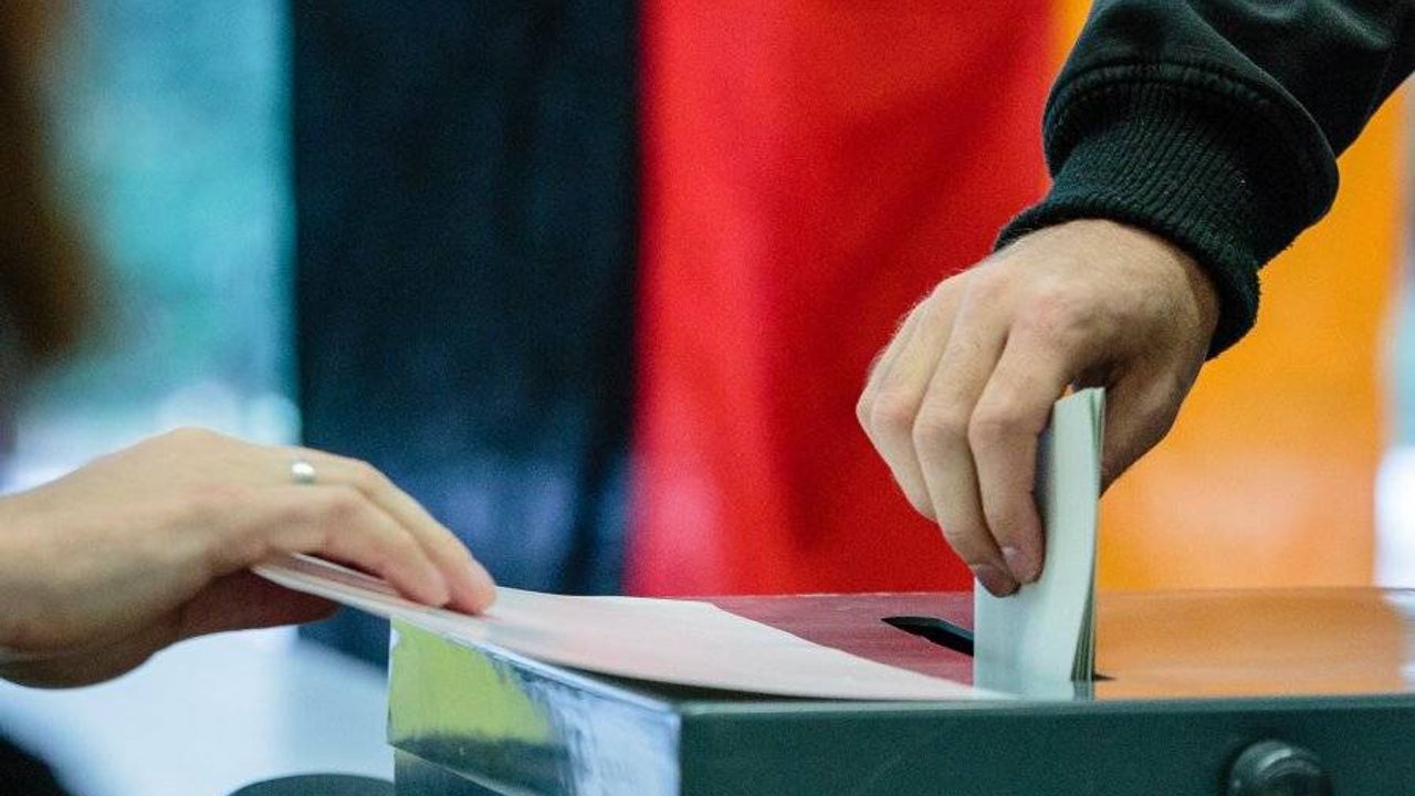 Almanya’da olası koalisyon senaryoları netleşiyor