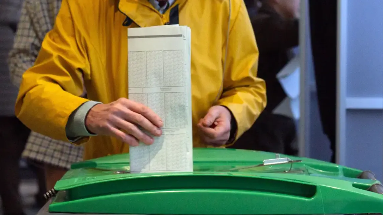 Hollanda’da seçim: Yurt dışı oyları pazartesi netleşecek