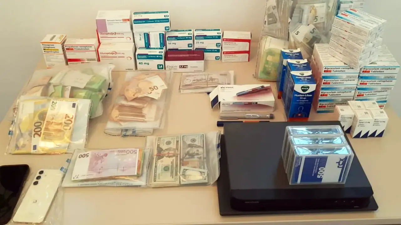 Almanya’da reçeteli ilaçları yasa dışı satan eczanelere baskın