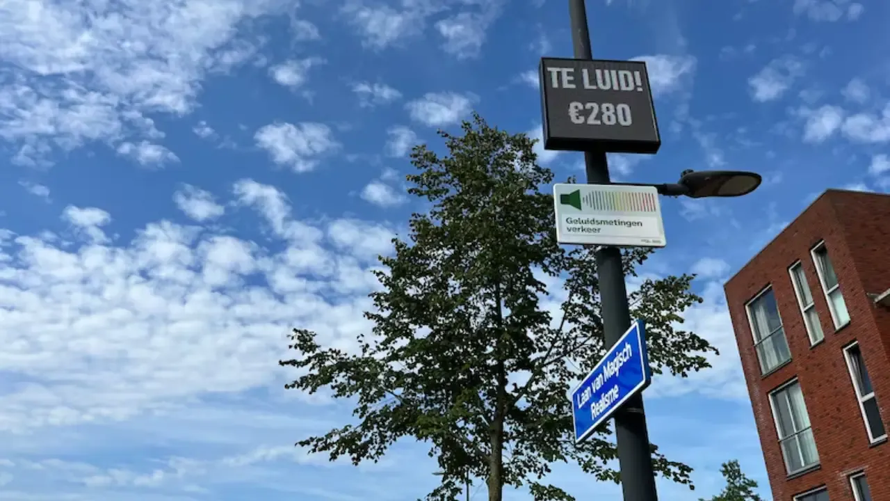 Hollanda’da ilk kez bir şehirde gürültü yapan araçlara ceza kesilecek