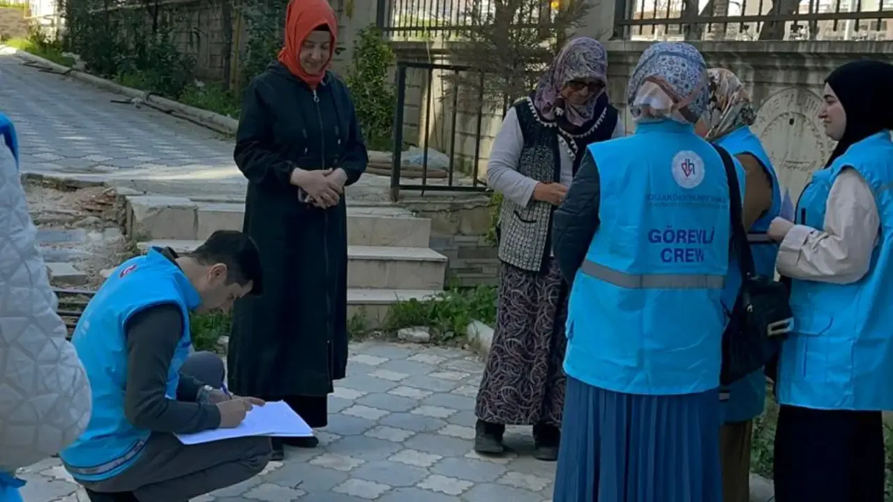 Hollanda Diyanet Vakfı’ndan Hatay’da yetim çocuklar ve ailelere Ramazan desteği