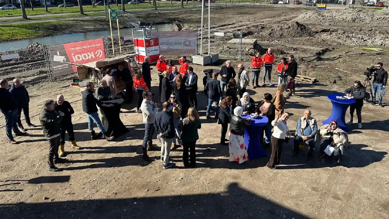 Hollanda'da Türk demans ve Alzheimer hastalarına özel bakım merkezinin temeli atıldı