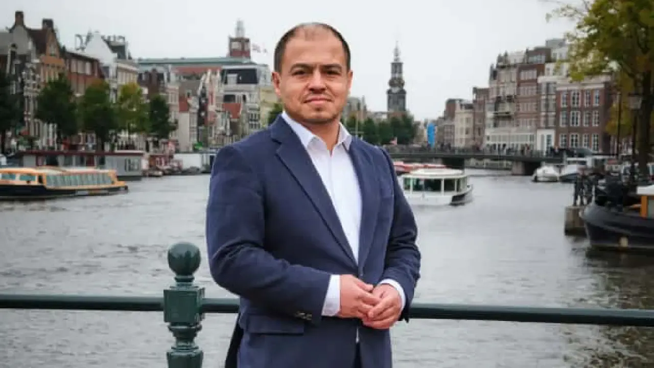 Amsterdam’da tarihi ihtimal: Süleyman Koyuncu ilk Türk kökenli belediye başkan yardımcısı olabilir