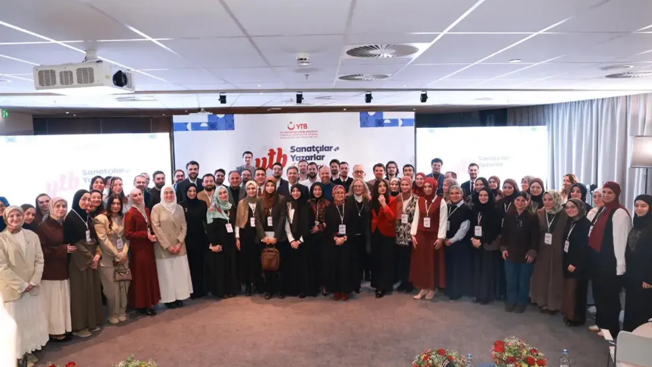 YTB Avrupa’daki sanat dünyasını Amsterdam’da bir araya getirdi