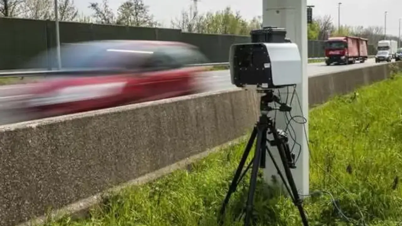 Belçika’da bir haftada yaklaşık 45 bin hız cezası kesildi