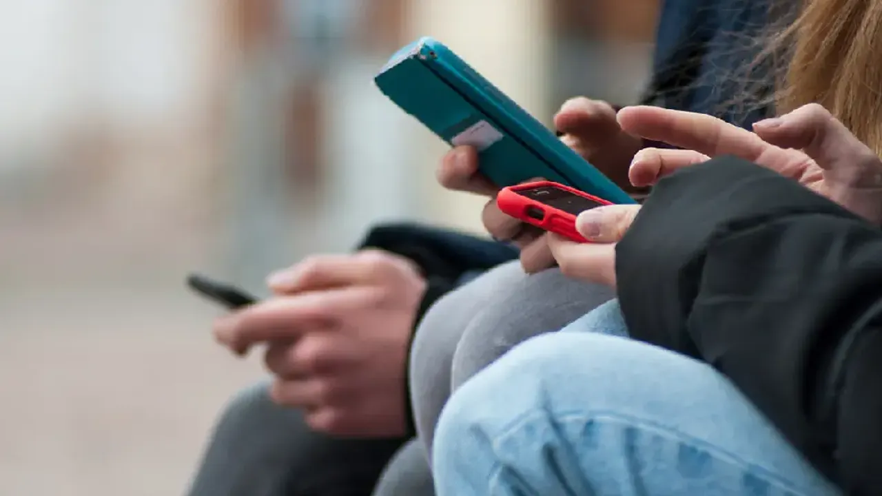 Türkiye’de 15 yaş altına sosyal medya yasağı geldi