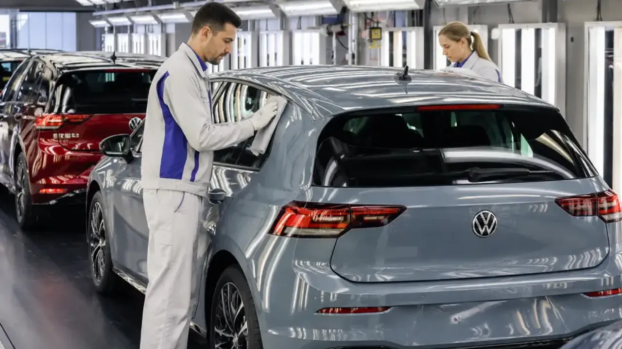 Volkswagen 100 bin kişiyi işten çıkarmayı planlıyor