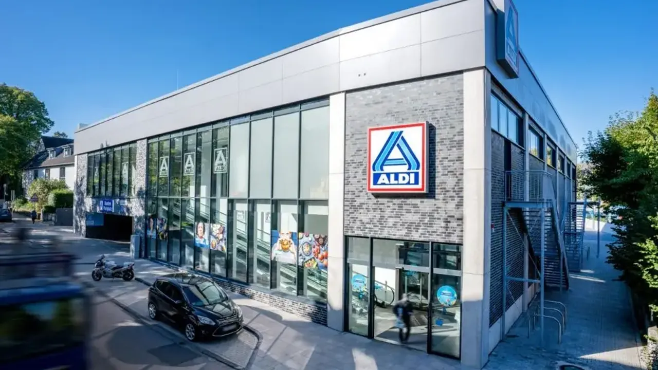 Almanya’da Aldi’de satılan hindi şnitzeller plastik parça riski nedeniyle geri çağrıldı