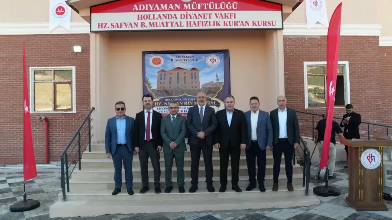 Hollanda Diyanet Vakfı Adıyaman'da Kur'an kursu ve cami açtı