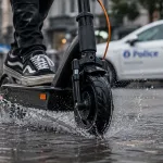 Belçika silahlı saldırılar nedeniyle elektrikli scooterlara plaka istiyor