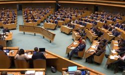 Hollanda'da beklenen karar geldi: Hükümet istifa etti