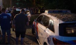 Hollanda'da çiftçiler Bakanın evine saldırmaya çalıştı, 1 polis aracı tahrip edildi