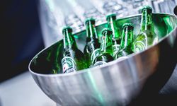 Heineken'ın 25cl.’lik şişeleri içindeki cam parçaları nedeniyle toplatıldı!