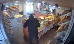 Hollanda’da Türk fırıncının toz bezi ile kovaladığı hırsız yakalandı