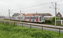 Rotterdam - Hoek van Holland metrosunda seferler başladı