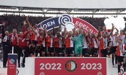 Feyenoord lig bitmeden şampiyonluğunu ilan etti