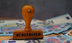 Almanya’da ‘Bürgergeld’den işe dönüş yapan kadının kazancı 180 euro düştü!