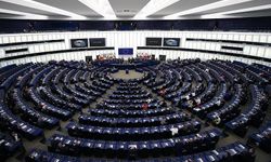 Avrupa Parlamentosu seçimlerinden aşırı sağ güçlenerek çıktı