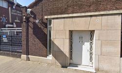 Hollanda’da camiye ırkçı saldırı düzenleyen iki kişiye hapis cezası verildi