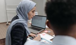 Hollanda’da Müslüman kadınlar iş yerinde her gün ayrımcılığa uğruyor