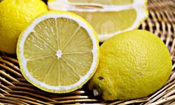 Limonlu su içmek gerçekten sağlıklı mı?