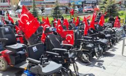Gurbetçilerden Kayseri’ye anlamlı bağış: Elli akülü araç ihtiyaç sahiplerine teslim edildi
