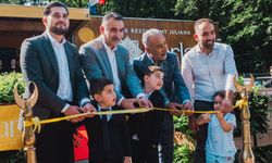 Park Restoran Juliana Parla Schiedam görkemli bir törenle açıldı