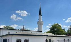 Hollanda’daki cami yönetimlerinin çoğu hükümete güven duymuyor
