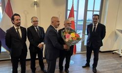 Hollanda’daki Türk toplumu, Büyükelçi Selçuk Ünal’a veda etti