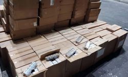 Hollanda’ya gelen Türk aracında 47 bin paket kaçak sigara yakalandı