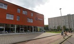 Hollanda’da liseli öğrenciye uygunsuz mesaj atan öğretmen işten kovuldu