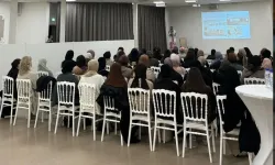 Hollanda’da ‘Aşılar: Gerçekler ve Yanlışlar’ semineri ilgi gördü