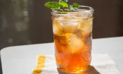 Belçika’da yanlışlıkla enerji içeceği doldurulan Lipton Ice Tea’ler geri çağrıldı