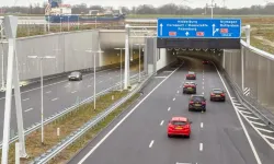 Hollanda’da A24’te geçiş ücretini ödemeyenler 9 euro fazladan ödeyecek