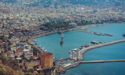 Perdeler Açılıyor: Sinema Dünyasının Kalbi Burada Atıyor