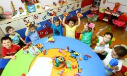 Almanya’nın Kuzey Ren-Vestfalya eyaletinde kreşlerde bakım süreleri değişiyor