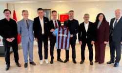 Hollanda Trabzonspor Federasyonu’ndan Rotterdam Başkonsolosluğu’na ziyaret