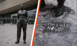 Rotterdam Tren İstasyonu’ndaki heykel ırkçı saldırının hedefi oldu