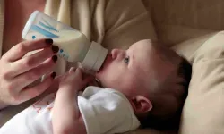 Fransa’da geri çağrılan bebek mamasını tüketen bebekte toksin tespit edildi