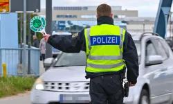 Almanya, Schengen iç sınır kontrollerini altı ay daha uzattı
