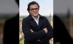 Fransa’da Fontenay-en-Parisis Belediye Başkanı Hasan Karadağ oldu