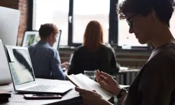 Almanya’da fazla mesaiye vergi indirimi milyonlarca çalışanın gelirini artırabilir