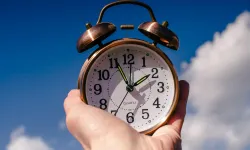 Avrupa’da yaz saati başlıyor, saatler bir saat ileri alınacak