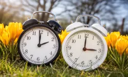 Avrupa bu gece yaz saatine geçiyor, saat değişikliği bizi nasıl etkiliyor?