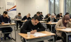 Hollanda’da uyum sınavlarında usulsüzlükler tespit edildi