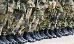 Almanya’da yedek askerlere zorunlu tatbikat gündemde
