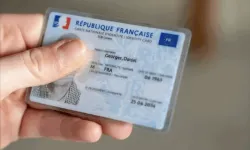 Fransa’da oturum kartı ücretleri 1 Mayıs’tan itibaren artırılıyor