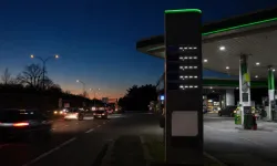 Fransa’da akaryakıt sıkıntısı başladı: Bazı istasyonlar satışı durdurdu