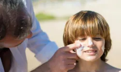 Fransa’da yasaklı madde içeren güneş kremi geri çağrıldı