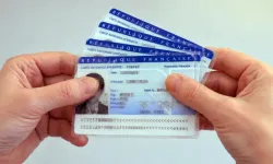 Fransa’da sahte evrakla pasaport çıkaran 5 kişi tutuklandı